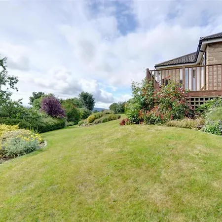 Plush Holiday In Harmby Yorkshire With Garden *